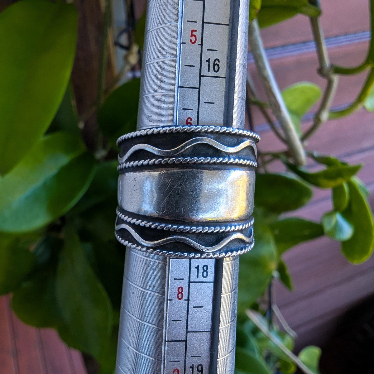 Sterling Silver wide band statement ring rope details - preloved