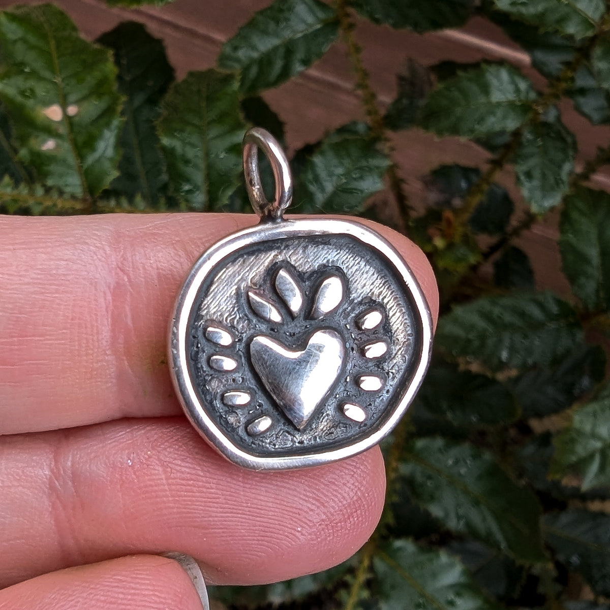 Folk heart fine silver pendant