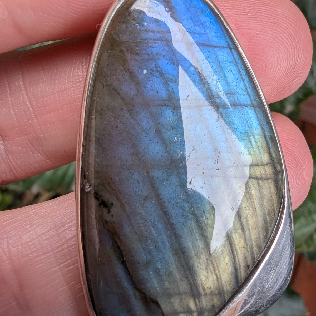 Pre-loved Labradorite & sterling silver pendant