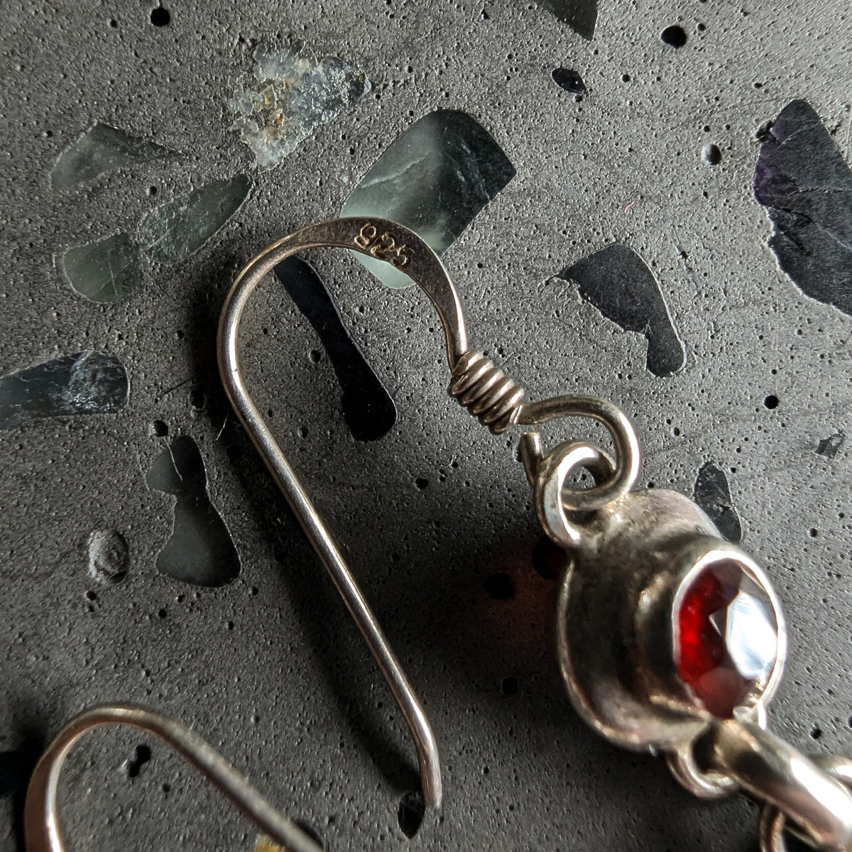 Vintage Garnet & Sterling Silver drop earrings