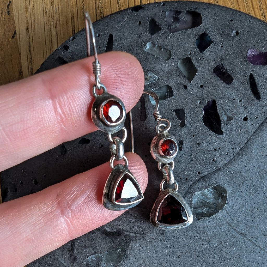 Vintage Garnet & Sterling Silver drop earrings